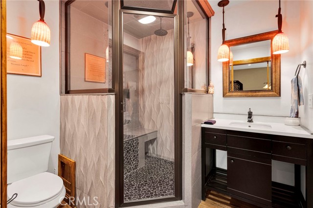 915 Trinity, Lake Arrowhead, CA 92352
