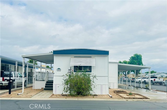 1150 N Kirby Street, Hemet CA: https://media.crmls.org/medias/ec7dabe5-56bb-4505-b960-4d48d487e3e4.jpg