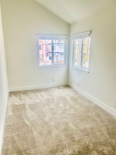 Detail Gallery Image 18 of 27 For 202 18th, Huntington Beach,  CA 92648 - 3 Beds | 2/1 Baths