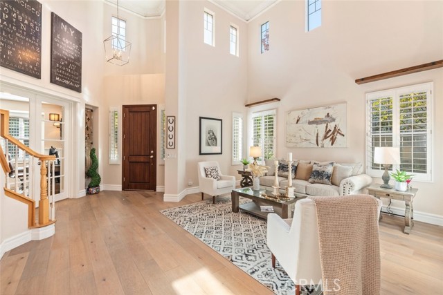 Detail Gallery Image 14 of 61 For 1455 Deer Hollow, Corona,  CA 92882 - 5 Beds | 3/1 Baths