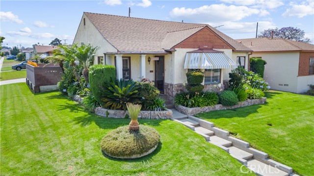 Detail Gallery Image 7 of 43 For 11004 S Van Ness Ave, Los Angeles,  CA 90047 - 2 Beds | 2 Baths