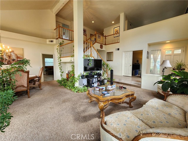 Detail Gallery Image 4 of 12 For 2151 Sunset Ct, Colton,  CA 92324 - 4 Beds | 3 Baths