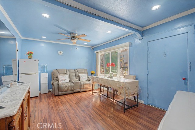 Detail Gallery Image 5 of 28 For 1425 W Gage, Los Angeles,  CA 90047 - 2 Beds | 1 Baths