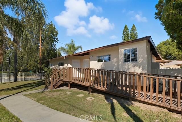 7958 Tampa Ave, Reseda CA: https://media.crmls.org/medias/ec817da7-a80f-46eb-b88e-80937d053fe9.jpg