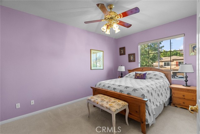 22440 Skylake Place, Saugus CA: https://media.crmls.org/medias/ec8245dd-8b32-4ae7-9fb5-e0bcf0b57918.jpg