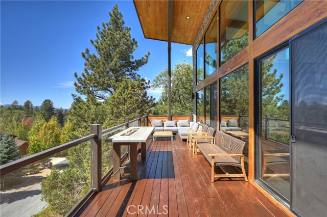 43669 Ridge Crest, Big Bear Lake, CA 92315