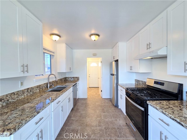 Image 9 of 27 For 5611 Orange Ave