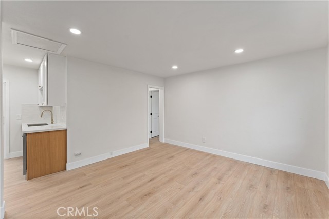 Detail Gallery Image 9 of 36 For 920 W Hollyvale St, Azusa,  CA 91702 - 2 Beds | 2 Baths