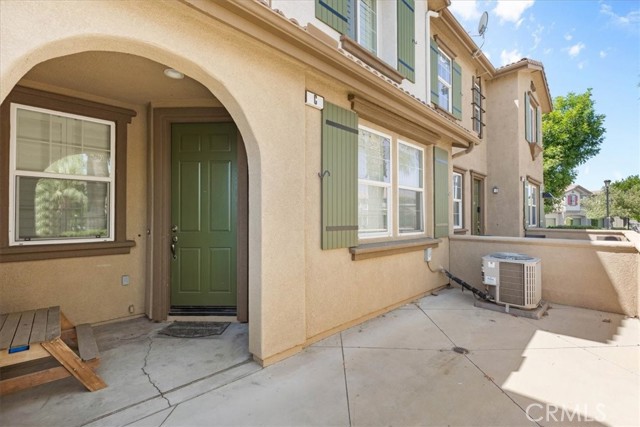 Detail Gallery Image 6 of 33 For 26327 Iris Ave #C,  Moreno Valley,  CA 92555 - 2 Beds | 2/1 Baths