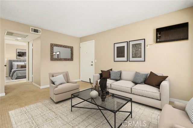 Detail Gallery Image 4 of 31 For 1549 Border Ave #G,  Corona,  CA 92882 - 1 Beds | 1 Baths