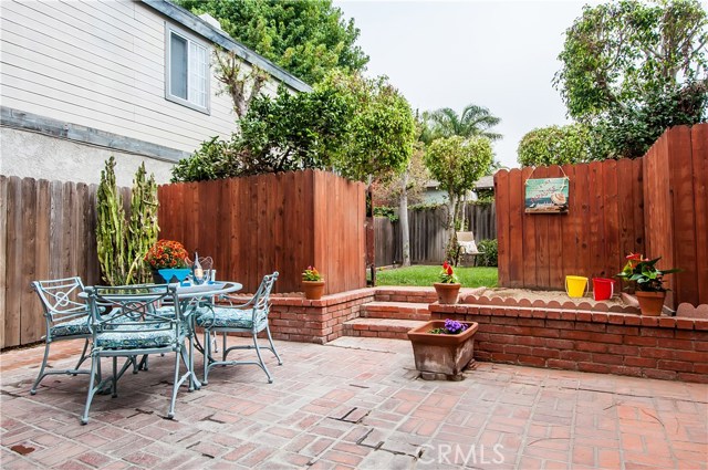 2120 Prospect Avenue, Hermosa Beach, California 90254, 3 Bedrooms Bedrooms, ,1 BathroomBathrooms,Residential,Sold,Prospect,SB17212998