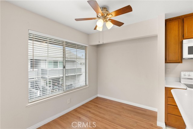 Detail Gallery Image 7 of 29 For 18312 Parkview Lane #202,  Huntington Beach,  CA 92648 - 2 Beds | 1 Baths