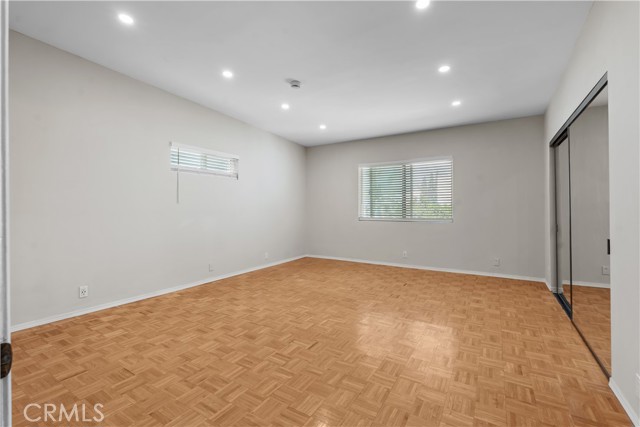 Detail Gallery Image 19 of 35 For 1559 Winona #D3,  Los Angeles,  CA 90027 - 2 Beds | 2 Baths