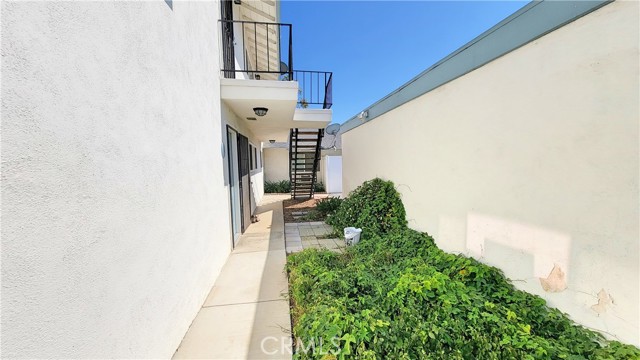 18181 Mandarin Lane, Yorba Linda CA: https://media.crmls.org/medias/ec891c6f-530b-4b4b-bc37-761855bcf20e.jpg