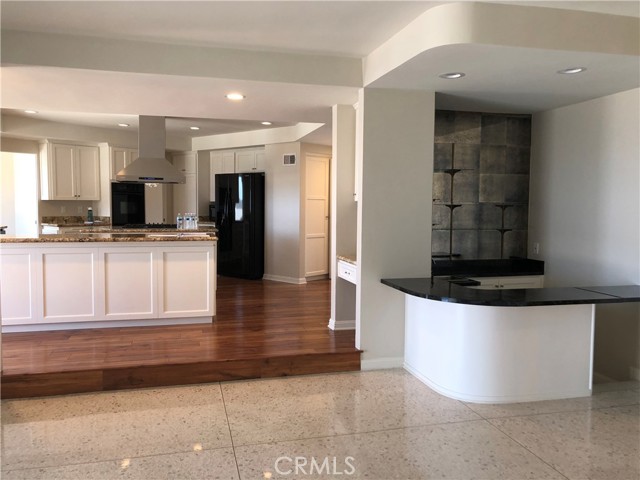 14687 Deervale Place, Sherman Oaks CA: https://media.crmls.org/medias/ec894083-285c-4ca3-ab7b-e6107f47bb46.jpg