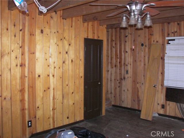 23730 Lakeview, Crestline, CA 92325