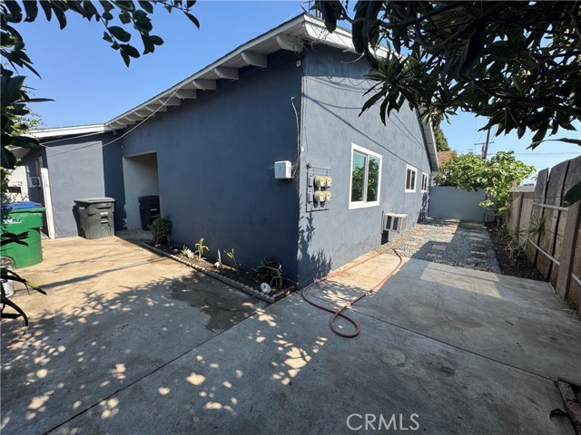 Detail Gallery Image 24 of 27 For 486 N Oak St, Orange,  CA 92867 - 2 Beds | 1 Baths