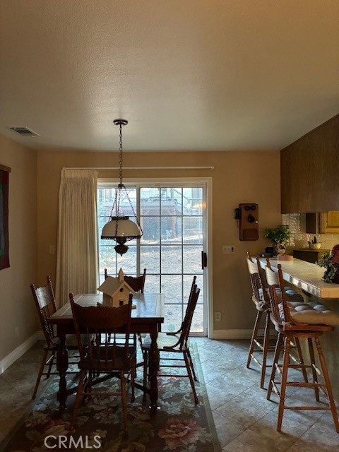 Detail Gallery Image 6 of 15 For 32079 Fern, Running Springs,  CA 92382 - 3 Beds | 2 Baths