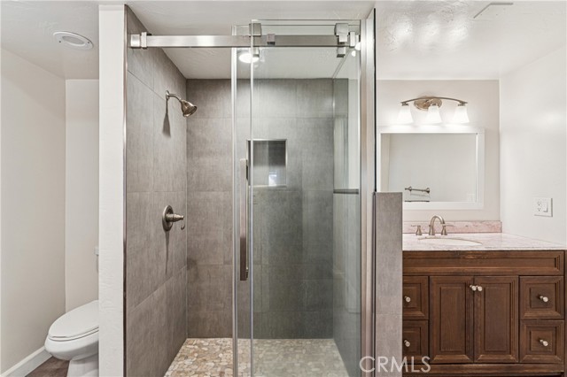 Detail Gallery Image 25 of 43 For 355 Hartman Cir, Cedarpines Park,  CA 92322 - 3 Beds | 3 Baths