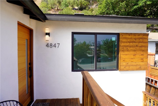 Detail Gallery Image 12 of 55 For 4847 Marmion Way, Los Angeles,  CA 90042 - 3 Beds | 1 Baths