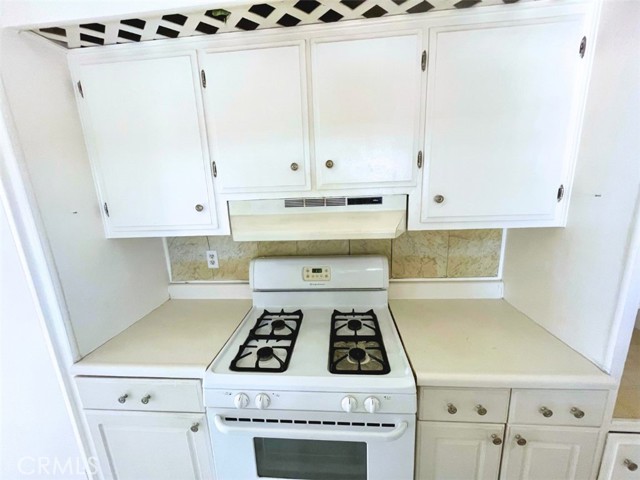 999 S Santa Fe Avenue, San Jacinto CA: https://media.crmls.org/medias/ec900032-9eba-493b-96ea-19a35b4f920c.jpg