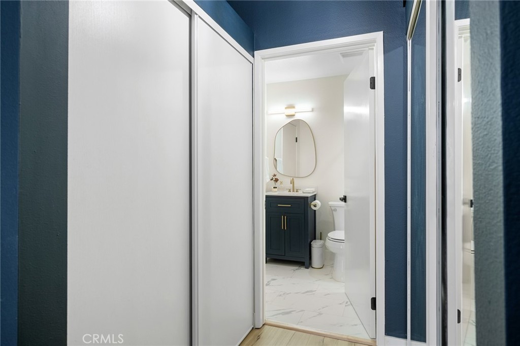https://media.crmls.org/medias/ec9018d0-1ba3-4ba0-802c-f54f51fe40ba.jpg?preset=X-Large