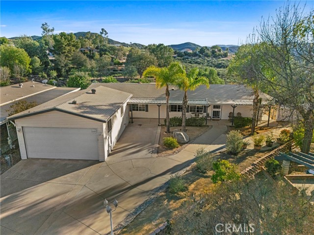 Detail Gallery Image 3 of 75 For 24401 Cornstalk, Wildomar,  CA 92595 - 3 Beds | 2 Baths