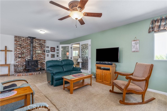 4950 Union Rd, Paso Robles CA: https://media.crmls.org/medias/ec9177b1-f7ae-4998-9636-9e081da723fa.jpg