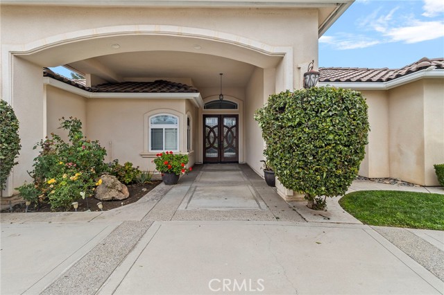 Detail Gallery Image 4 of 38 For 3255 Hollow, Madera,  CA 93637 - 5 Beds | 3 Baths