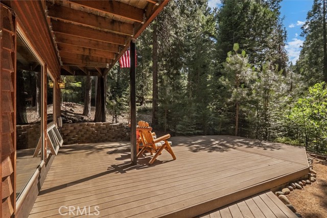 7134 Snyder Ridge Road, Mariposa CA: https://media.crmls.org/medias/ec921f01-828e-4798-bdb7-db1e3b08f8fd.jpg