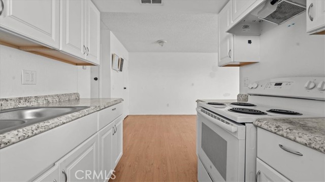 Detail Gallery Image 16 of 33 For 3451 Rainbow, Highland,  CA 92346 - 2 Beds | 1 Baths