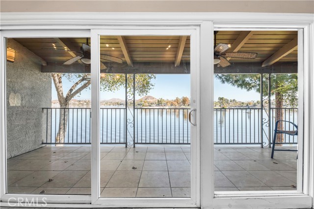 Detail Gallery Image 10 of 36 For 22106 Treasure Island, Canyon Lake,  CA 92587 - 2 Beds | 2 Baths