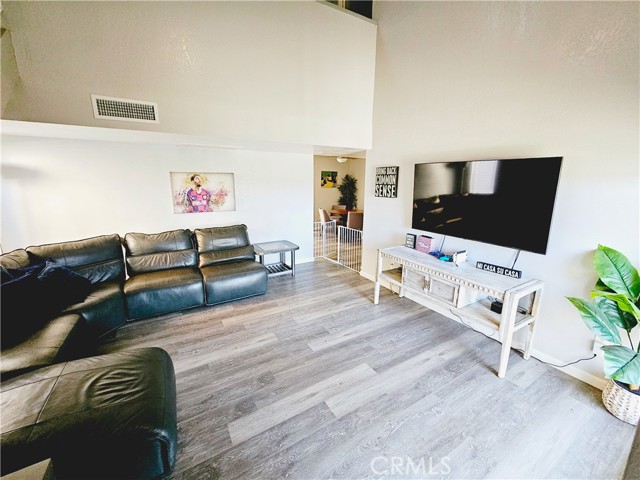 Detail Gallery Image 13 of 37 For 5000 Nordic Dr #1,  Bakersfield,  CA 93309 - 3 Beds | 2 Baths