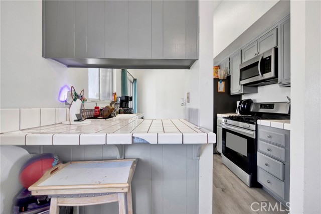 Detail Gallery Image 8 of 32 For 43730 San Francisco, Lancaster,  CA 93535 - 3 Beds | 2 Baths