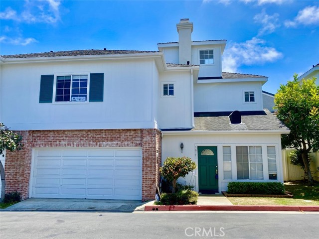 18771 Chapel Ln, Huntington Beach, CA 92646