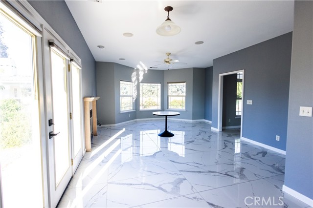 24115 Black Bart Court, Corning CA: https://media.crmls.org/medias/ec964aa7-6c54-4cff-a6c2-ac5bb0320842.jpg
