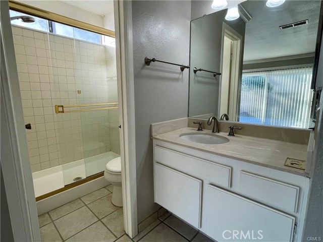 16135 Reed Court, Fontana CA: https://media.crmls.org/medias/ec9679d2-7f80-4f37-8333-e93b61c36d1e.jpg