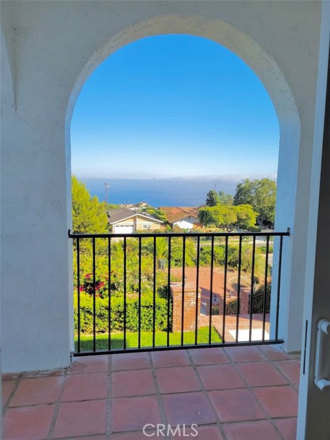 Detail Gallery Image 15 of 52 For 30629 Palos Verdes Dr, Rancho Palos Verdes,  CA 90275 - 4 Beds | 4 Baths