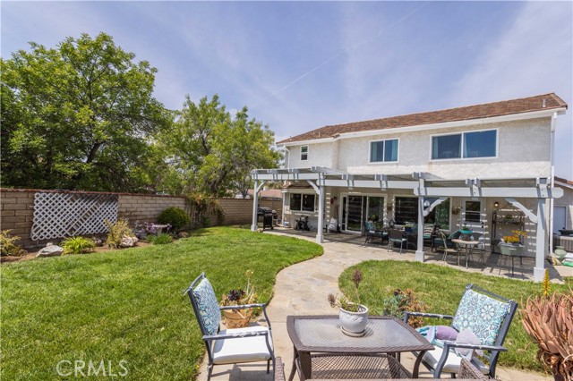 28138 Florence Lane, Canyon Country CA: https://media.crmls.org/medias/ec97a1e6-d1a7-4b75-a002-5ed342e82e70.jpg