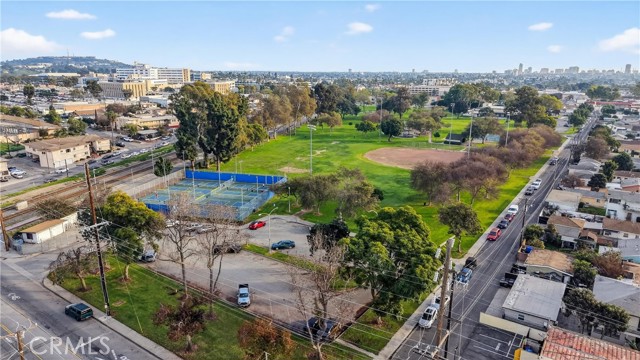 Detail Gallery Image 35 of 41 For 107 W Spring #C,  Long Beach,  CA 90806 - 2 Beds | 2/1 Baths