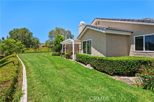 23524 Ribalta, Mission Viejo CA: https://media.crmls.org/medias/ec99a3df-891f-48fa-bb1b-82acc4fd13d8.jpg