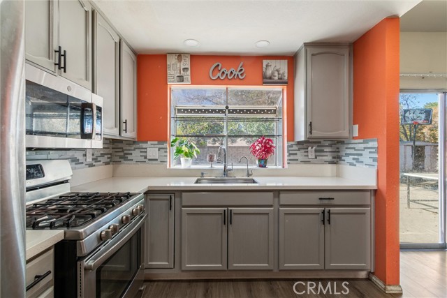 43653 Serenity Court, Lancaster CA: https://media.crmls.org/medias/ec9a59dd-957a-4a62-b797-0793e305cbac.jpg