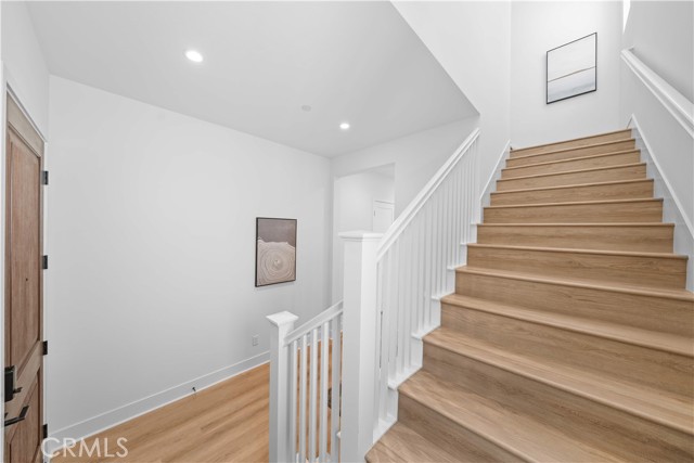 114 eversedge, Irvine CA: https://media.crmls.org/medias/ec9a6bd2-e508-497c-b469-56e4b1fc4c14.jpg