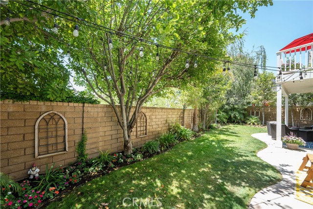 27705 Essex Place, Valencia CA: https://media.crmls.org/medias/ec9abff5-c471-49d7-99ac-82486148f2a8.jpg
