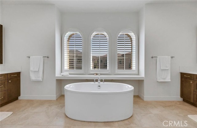 Detail Gallery Image 20 of 36 For 52 Eider Run, Irvine,  CA 91618 - 5 Beds | 5/1 Baths