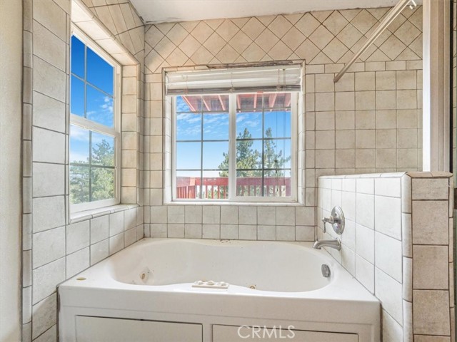 Detail Gallery Image 37 of 46 For 30134 Enchanted Way, Running Springs,  CA 92382 - 4 Beds | 3/1 Baths