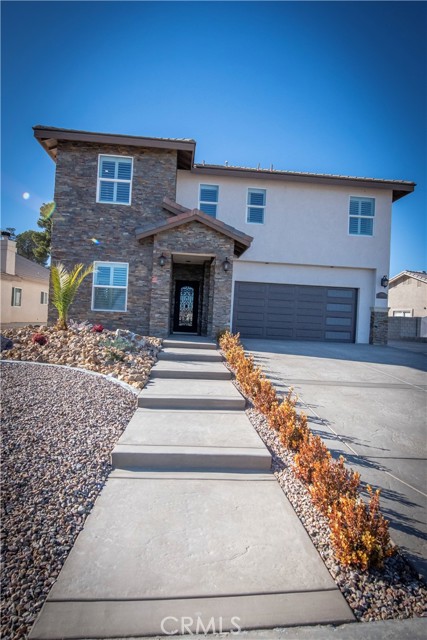 Detail Gallery Image 2 of 71 For 27404 Outrigger Ln, Helendale,  CA 92342 - 4 Beds | 3 Baths