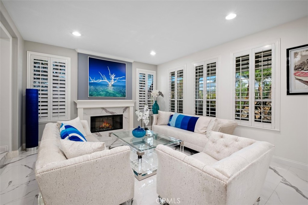 MLS #OC25248917 image #8