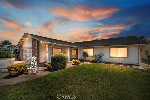 Detail Gallery Image 1 of 1 For 2890 Shadow Canyon Cir, Norco,  CA 92860 - 4 Beds | 2 Baths