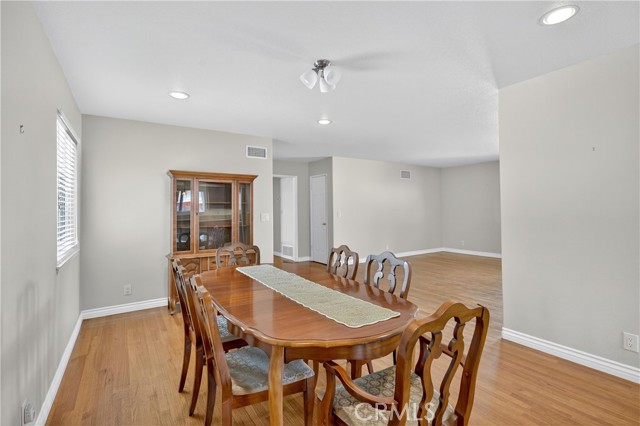 Detail Gallery Image 14 of 44 For 1146 O Neil St, Upland,  CA 91784 - 3 Beds | 2 Baths